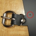 Bild 6 von Nietenarmstulpe mit Spikenieten 25mm, Armstulpe mit winzig kleiner Fehlerstelle (siehe Abbildung)